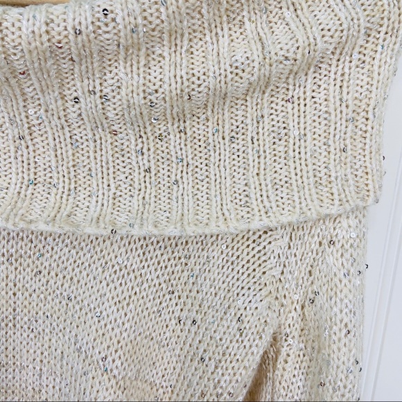 Lei Sweater - Picture 7 of 7